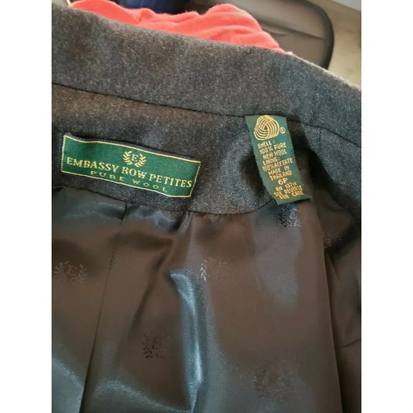 Embassy Row Petites Blazer Size 6P Pure Wool Lined Charcoal Grey - Picture 4 of 4